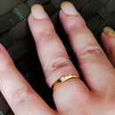 Anel Solitário Alice com zirconias brancas folheado a ouro 18k