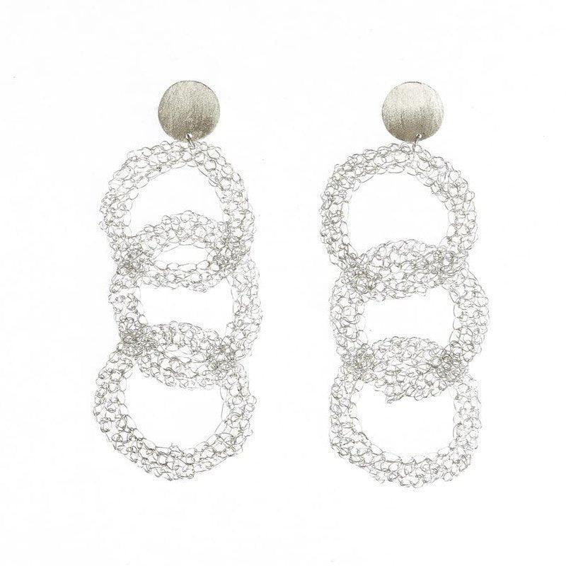 Brinco Croche Eight folheado rodio