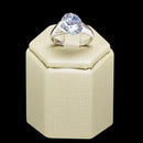 Anel Solitário Laura com zirconias brancas folheado a rodio