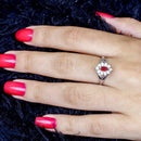 Anel Thalia com zirconias brancas e rubi folheado a rodio