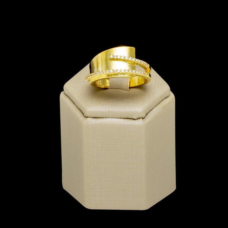 Anel Largo Cilene com zirconias brancas folheado a ouro