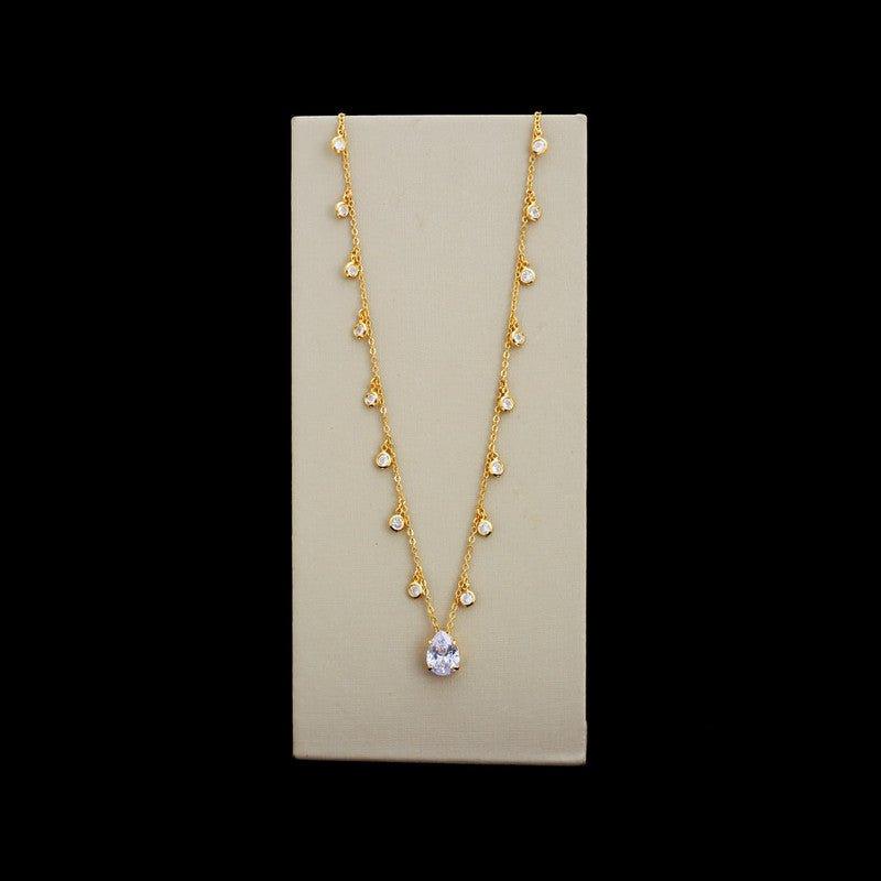 Chocker Rihana com gota e rivieiras brancas folheado a ouro