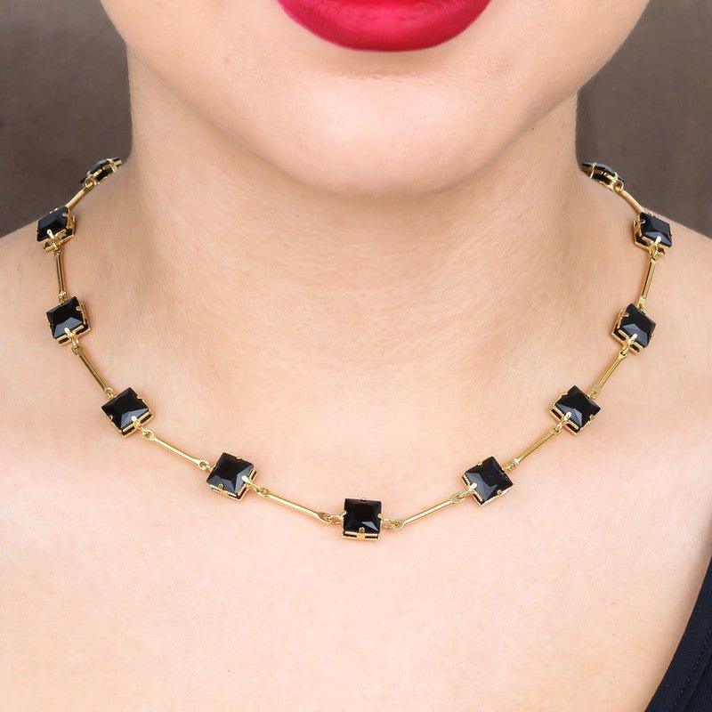Colar  Mariana com zirconias onix folheado a ouro