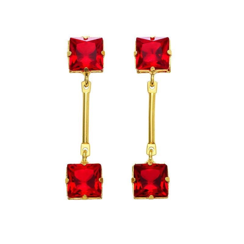 Brinco Mariana com zirconias rubi folheado a ouro