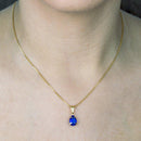 Colar Gisele pingente gota safira folheado a ouro