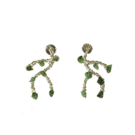 Brinco Eveni com pedras verdes folheado a rodio