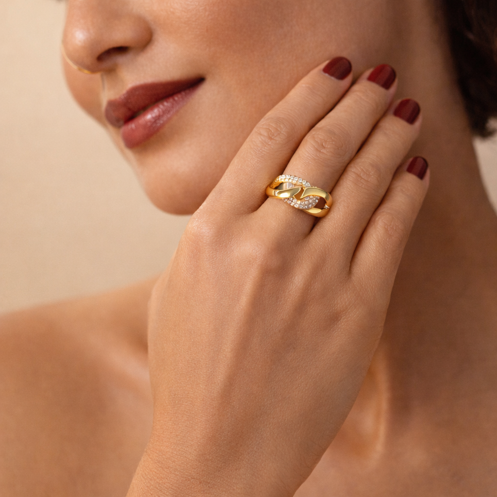 Anel de Elos Folheado a Ouro – Semijoia Premium com Design Elegante | Maria Rita