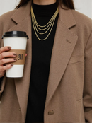 Colar fosco longo folheado a ouro